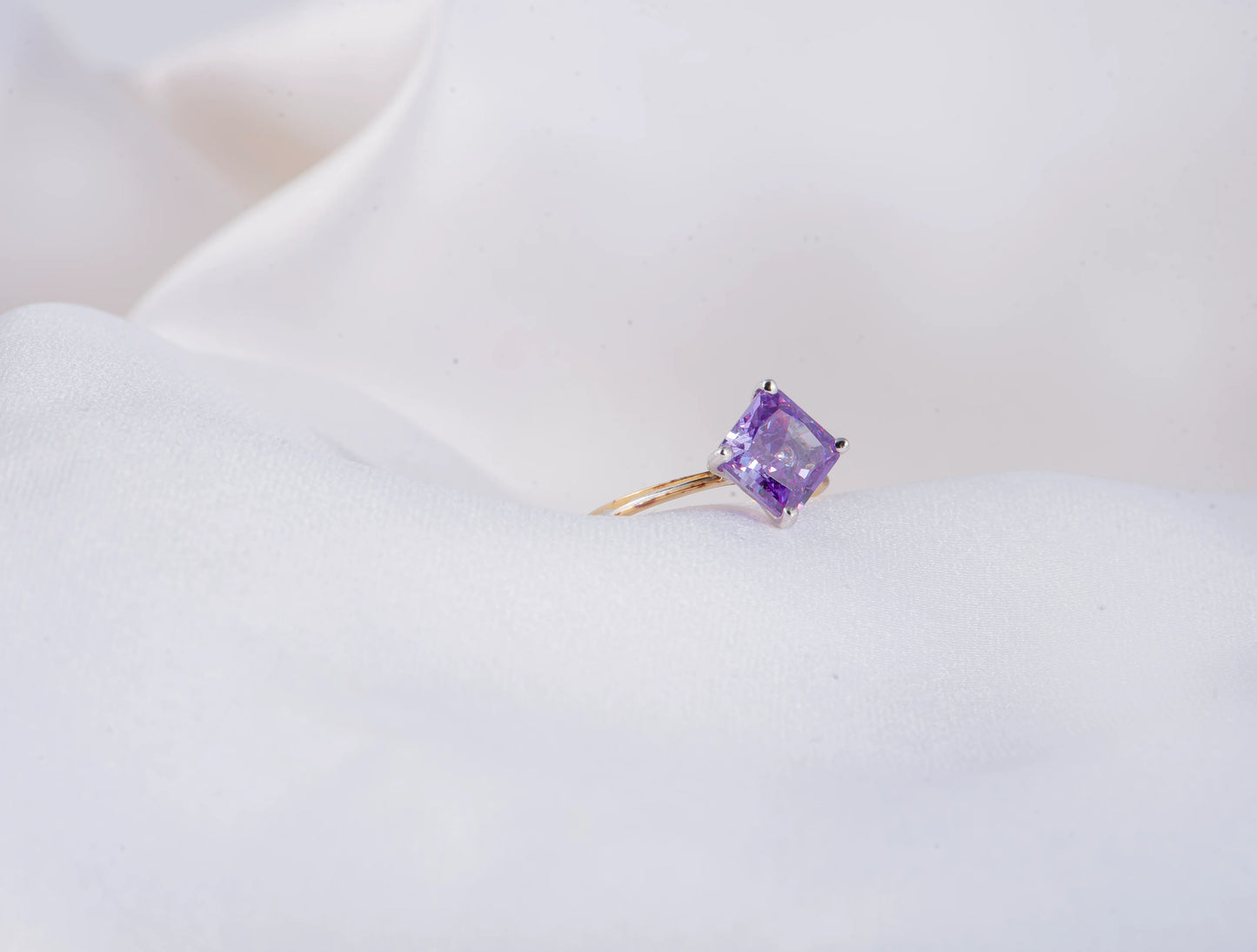 Eminence Statement Finger Ring