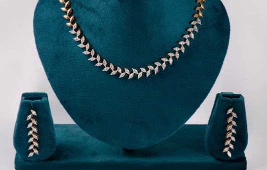 Leafy Affair Necklace Set