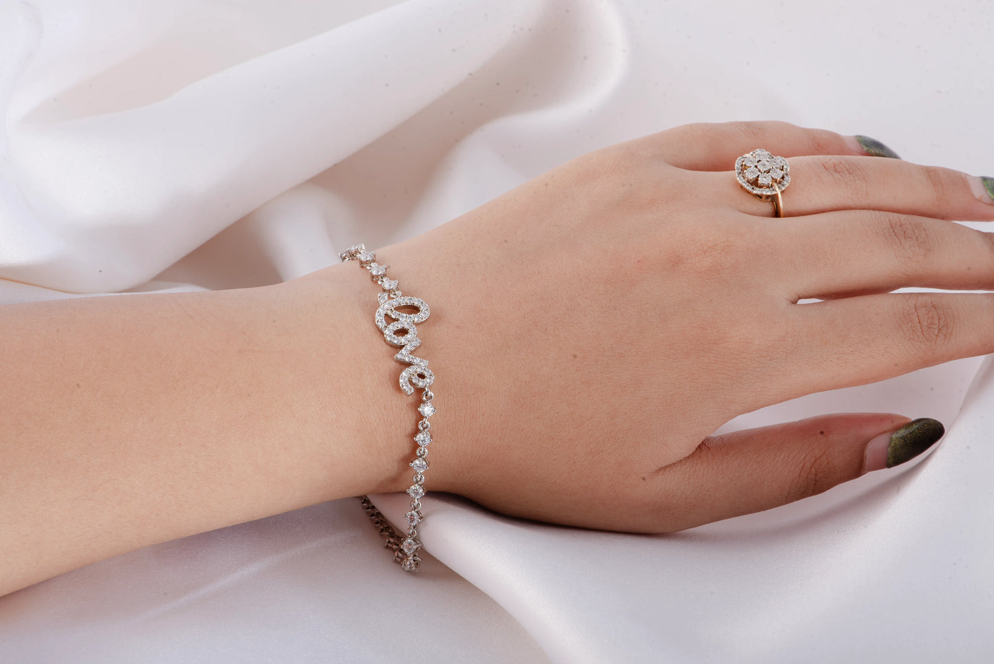 Personalized ”NAME” Bracelet