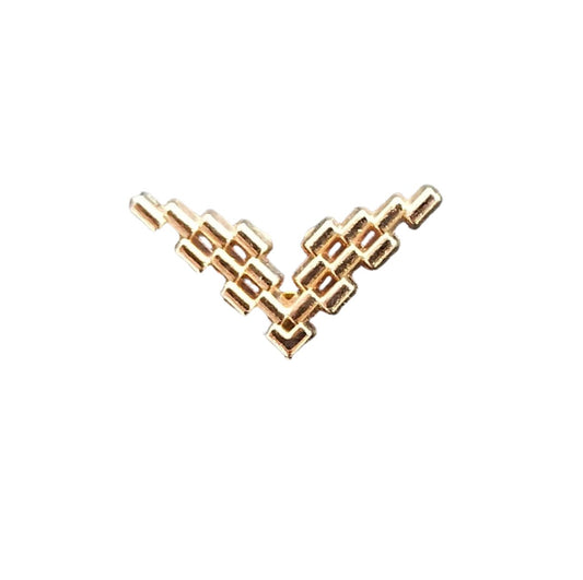 V LAPEL PIN