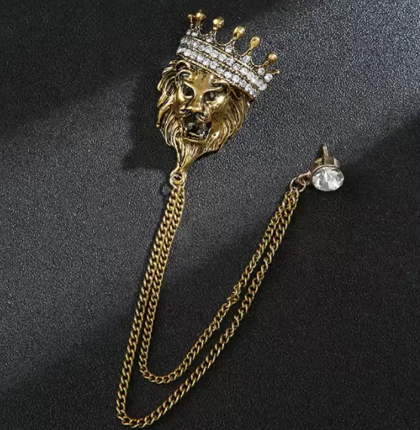 LIONKING BROOCH