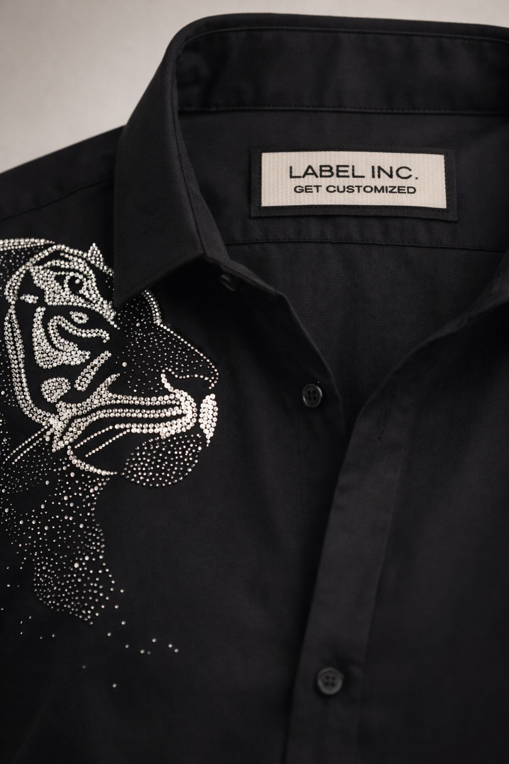 WHITE TIGER PARTY SHIRT